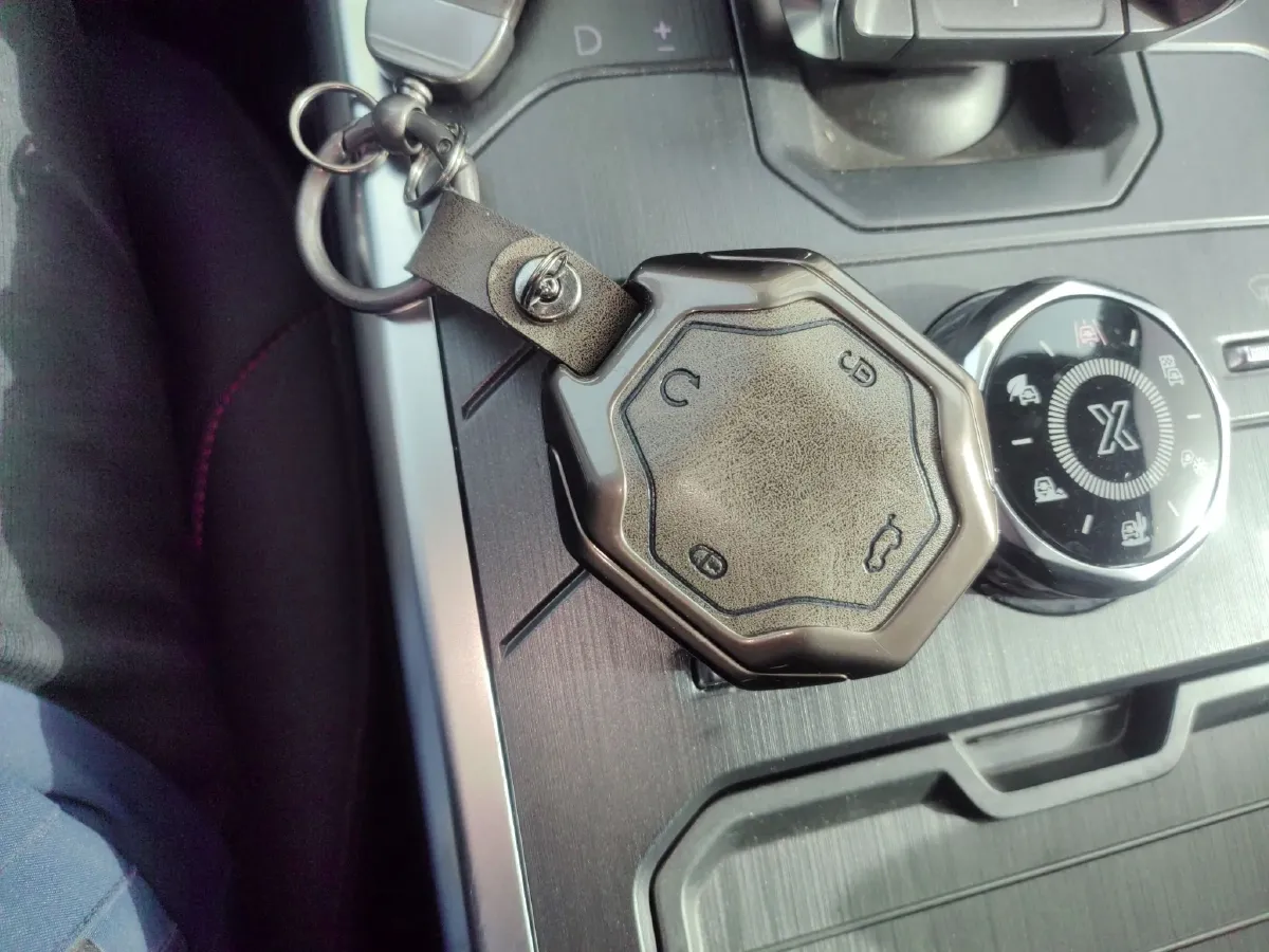 2024 Jetour Traveller 2.0T 254HP L4 7DCT,autocango,china used car exporter,china ev exporter,chinese used car exporter,chinese used ev exporter