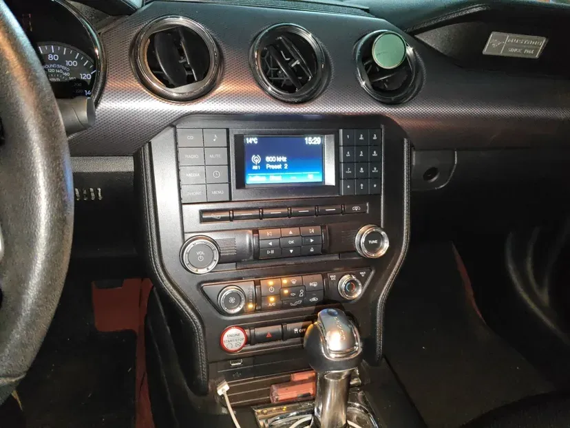 2020 Ford Mustang 2.3T 299HP L4 10AT,autocango,china used car exporter,china ev exporter,chinese used car exporter,chinese used ev exporter