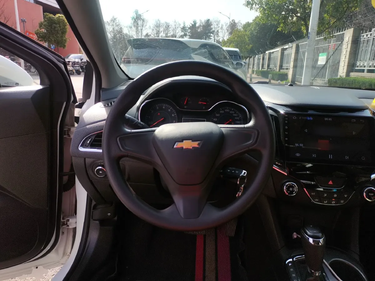 2017 Chevrolet Cruze 1.5L 114HP L4 6AT,autocango,china used car exporter,china ev exporter,chinese used car exporter,chinese used ev exporter