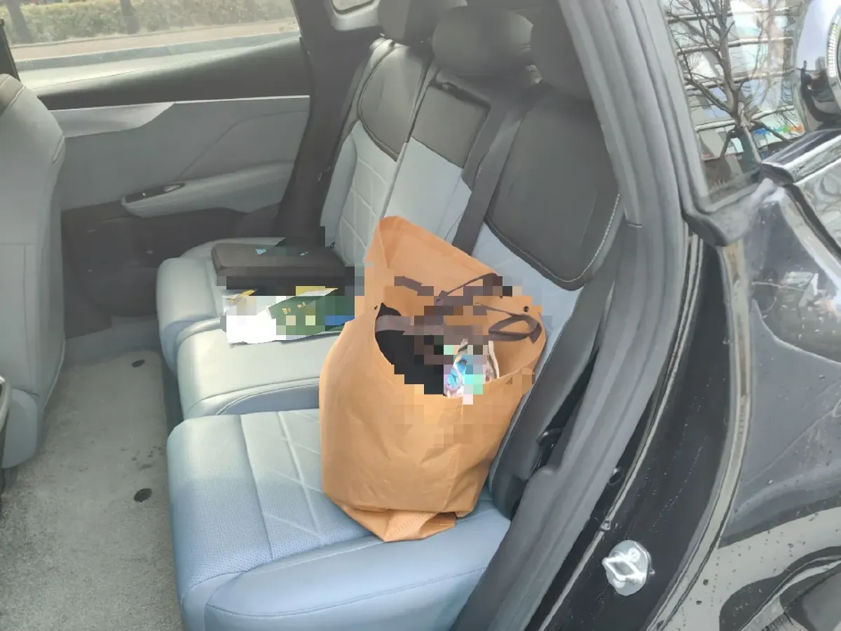 2024 Deepal S05 BEV 56.12KWH,autocango,china used car exporter,china ev exporter,chinese used car exporter,chinese used ev exporter