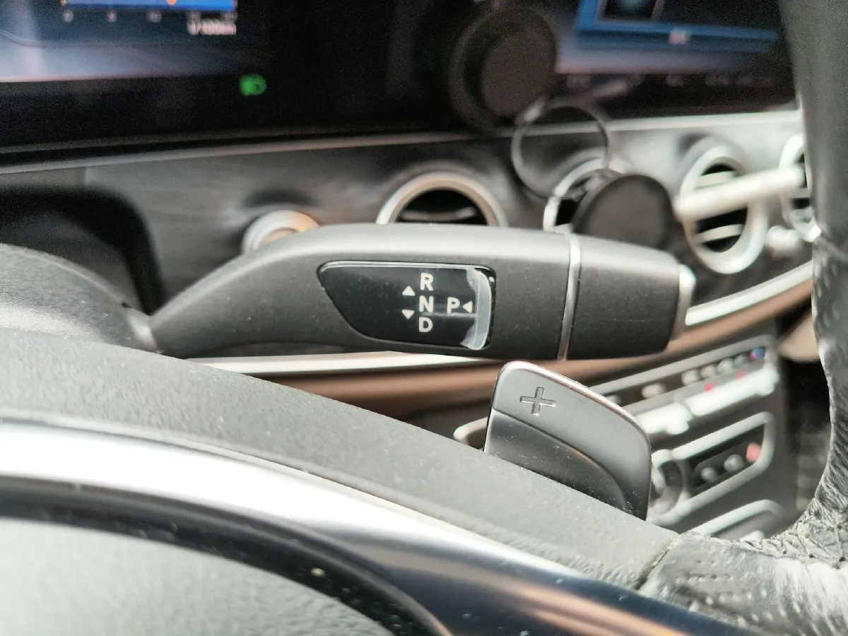 2019 Mercedes-Benz E Class 2.0T 245HP L4 9AT,autocango,china used car exporter,china ev exporter,chinese used car exporter,chinese used ev exporter