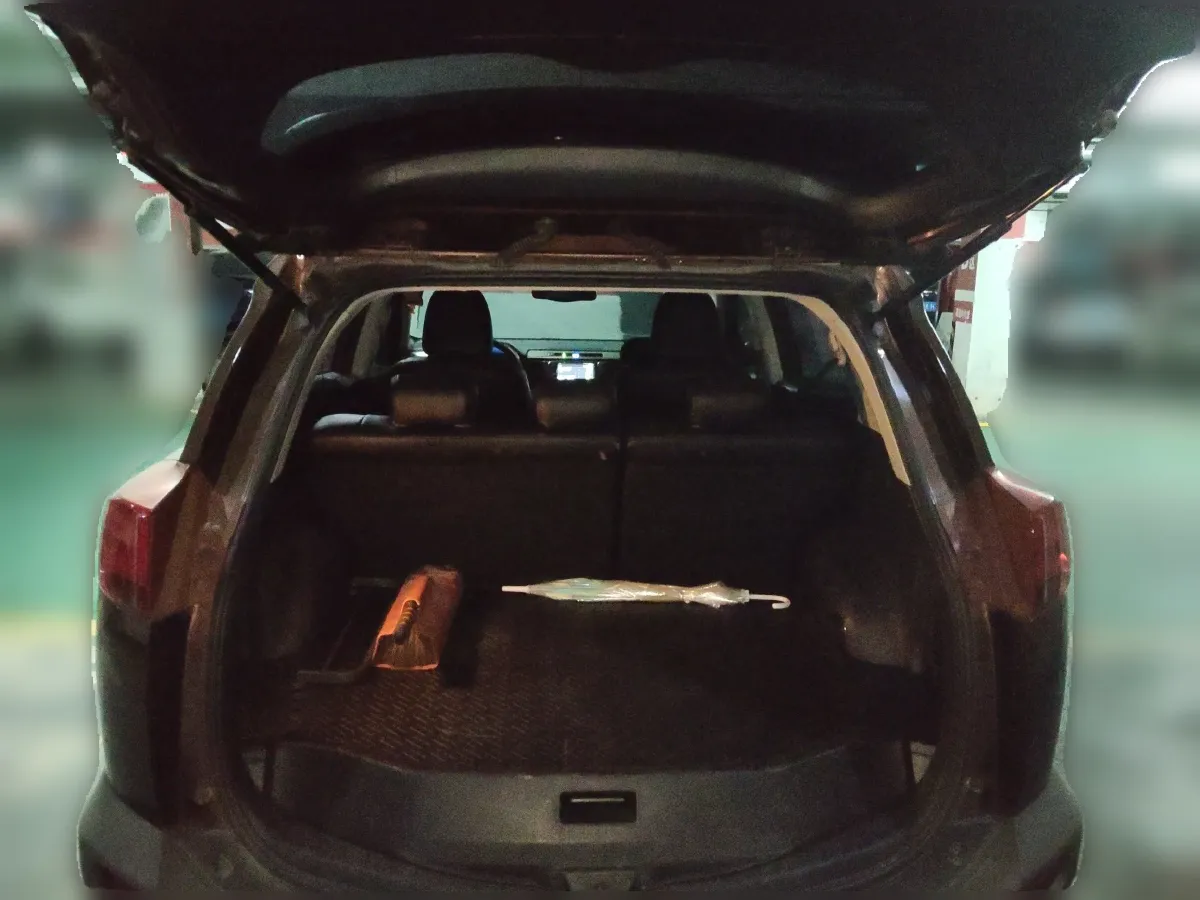 2016 Toyota RAV4 2.0L 151HP L4 CVT,autocango,china used car exporter,china ev exporter,chinese used car exporter,chinese used ev exporter