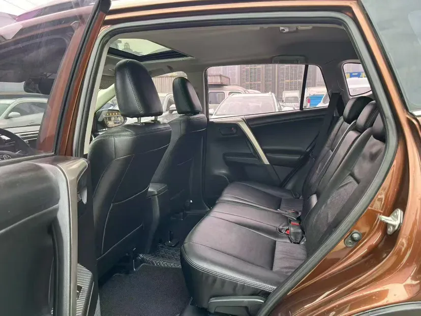 2016 Toyota RAV4 2.0L 151HP L4 CVT,autocango,china used car exporter,china ev exporter,chinese used car exporter,chinese used ev exporter