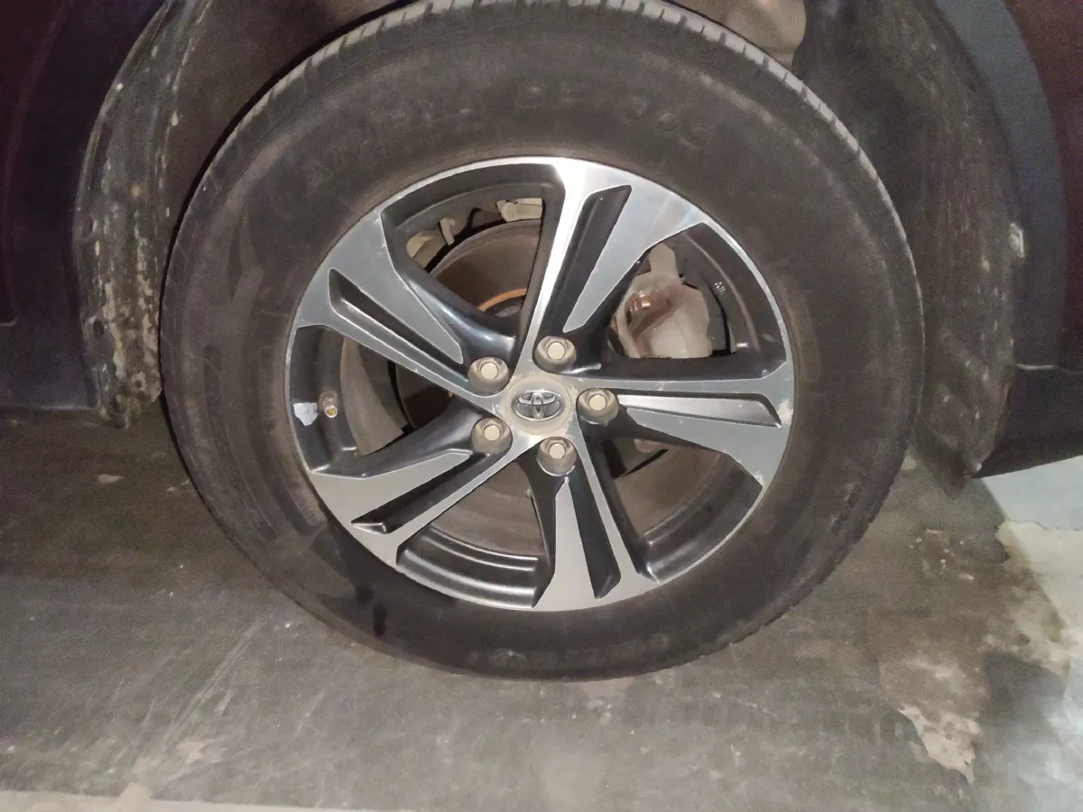 2016 Toyota RAV4 2.0L 151HP L4 CVT,autocango,china used car exporter,china ev exporter,chinese used car exporter,chinese used ev exporter