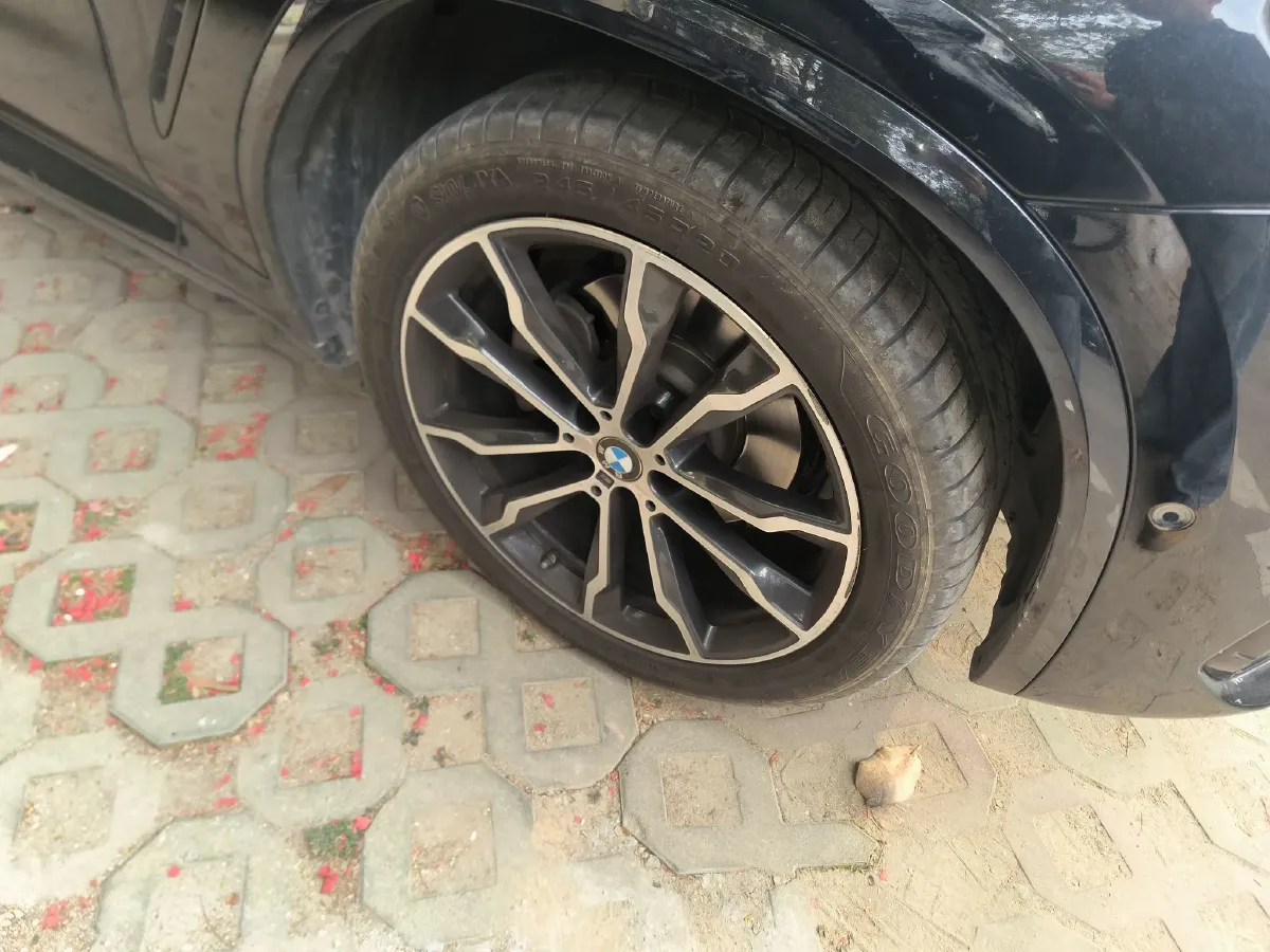 2023 BMW X3 2.0T 245HP L4 8AT,autocango,china used car exporter,china ev exporter,chinese used car exporter,chinese used ev exporter