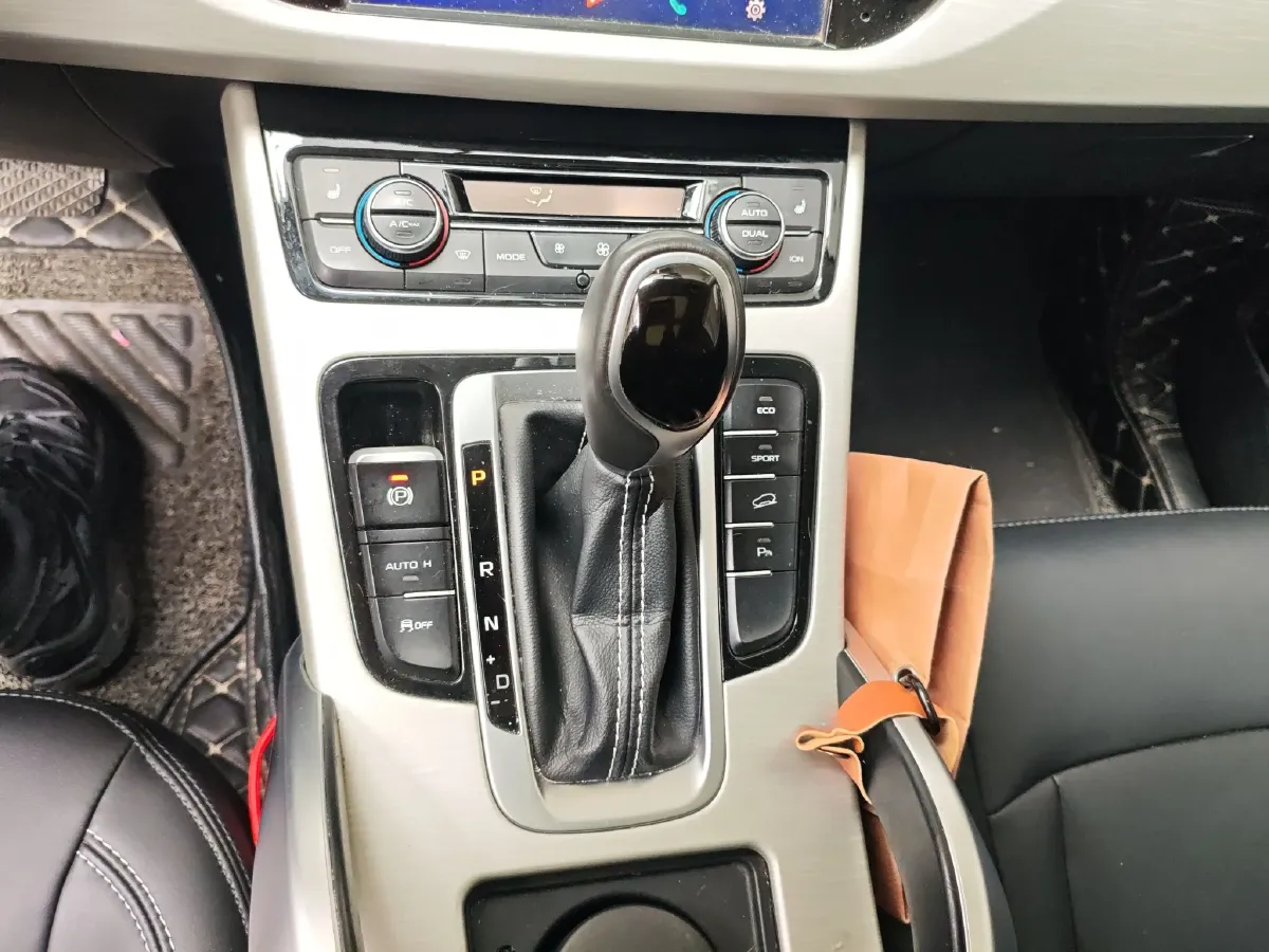 2018 Geely Azkarra 1.8T 184HP L4 6AT,autocango,china used car exporter,china ev exporter,chinese used car exporter,chinese used ev exporter