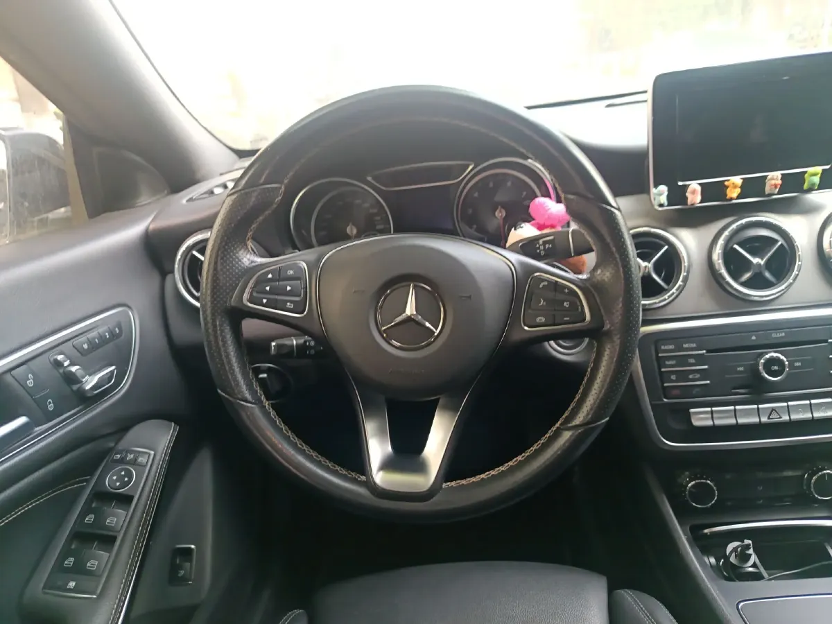 2016 Mercedes-Benz CLA Class 1.6T 156HP L4 7DCT,autocango,china used car exporter,china ev exporter,chinese used car exporter,chinese used ev exporter