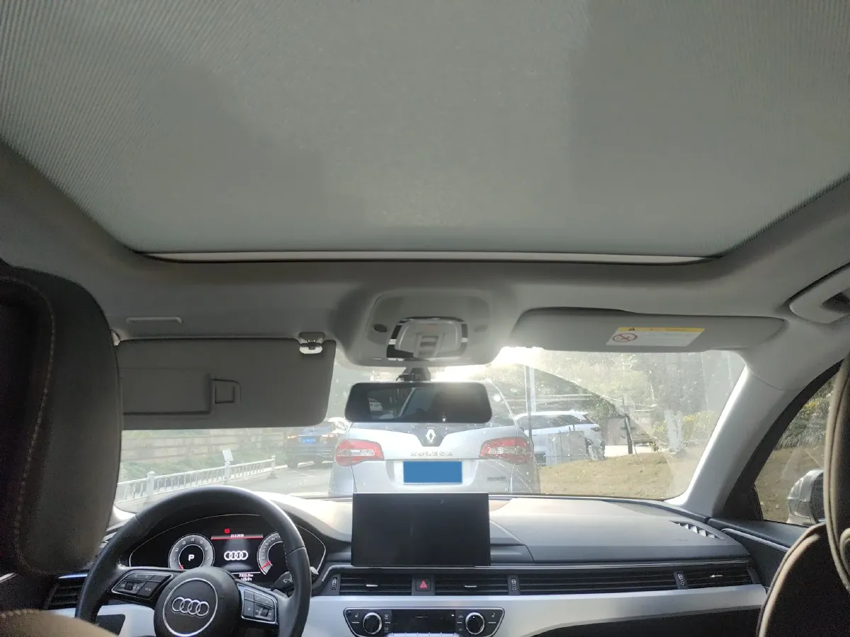 2020 Audi A4L 2.0T 190HP L4 7DCT,autocango,china used car exporter,china ev exporter,chinese used car exporter,chinese used ev exporter