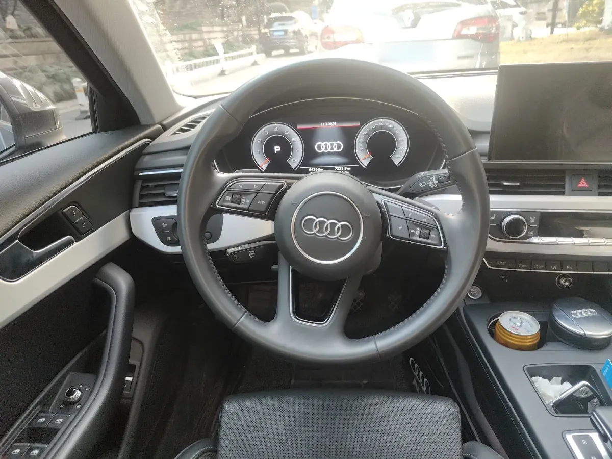 2020 Audi A4L 2.0T 190HP L4 7DCT,autocango,china used car exporter,china ev exporter,chinese used car exporter,chinese used ev exporter