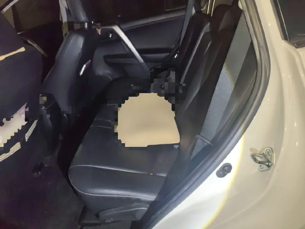 2013 Toyota RAV4 2.0L 147HP L4 CVT,autocango,china used car exporter,china ev exporter,chinese used car exporter,chinese used ev exporter