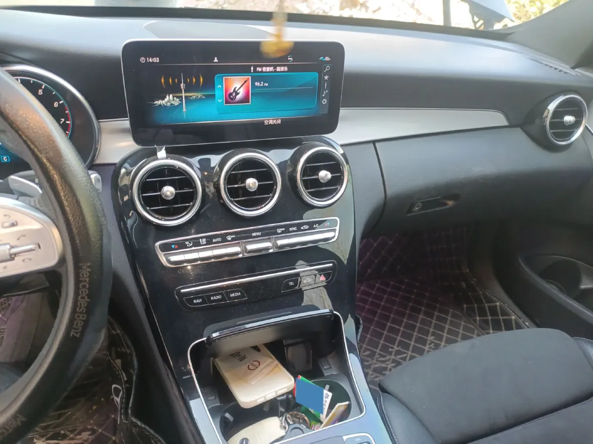 2020 Mercedes-Benz C Class 1.5T 184HP L4 9AT,autocango,china used car exporter,china ev exporter,chinese used car exporter,chinese used ev exporter