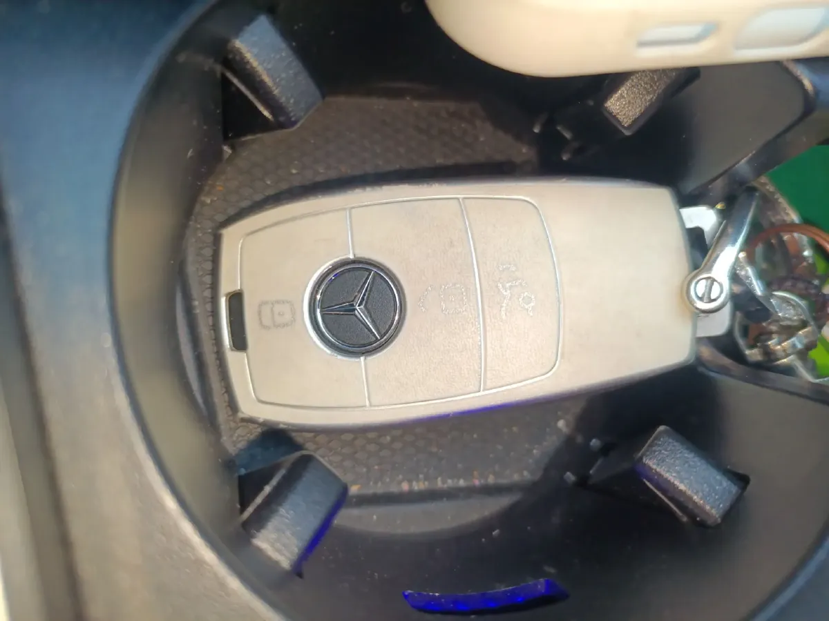 2020 Mercedes-Benz C Class 1.5T 184HP L4 9AT,autocango,china used car exporter,china ev exporter,chinese used car exporter,chinese used ev exporter