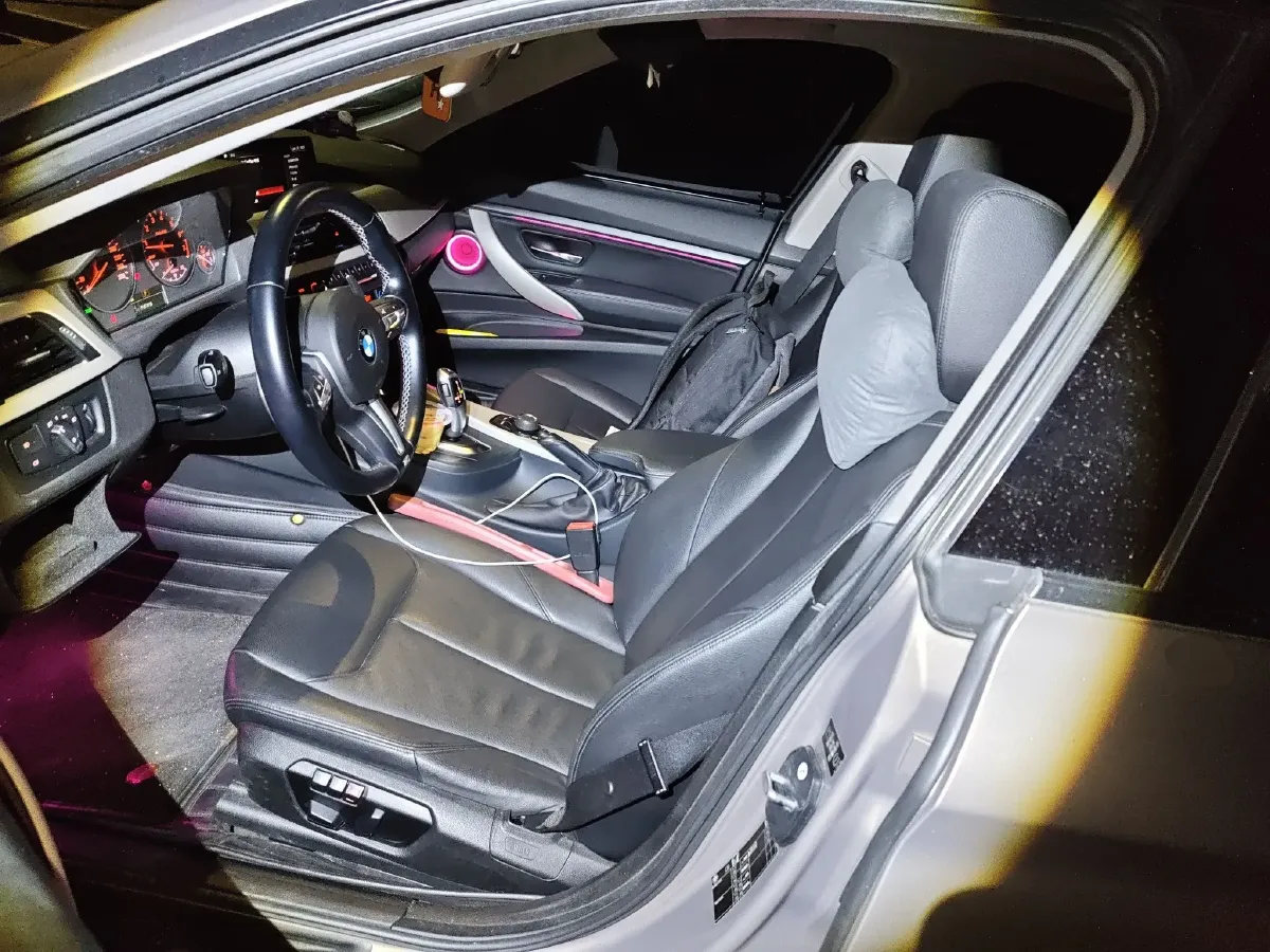 2013 BMW 3 Series GT 2.0T 184HP L4 8AT,autocango,china used car exporter,china ev exporter,chinese used car exporter,chinese used ev exporter