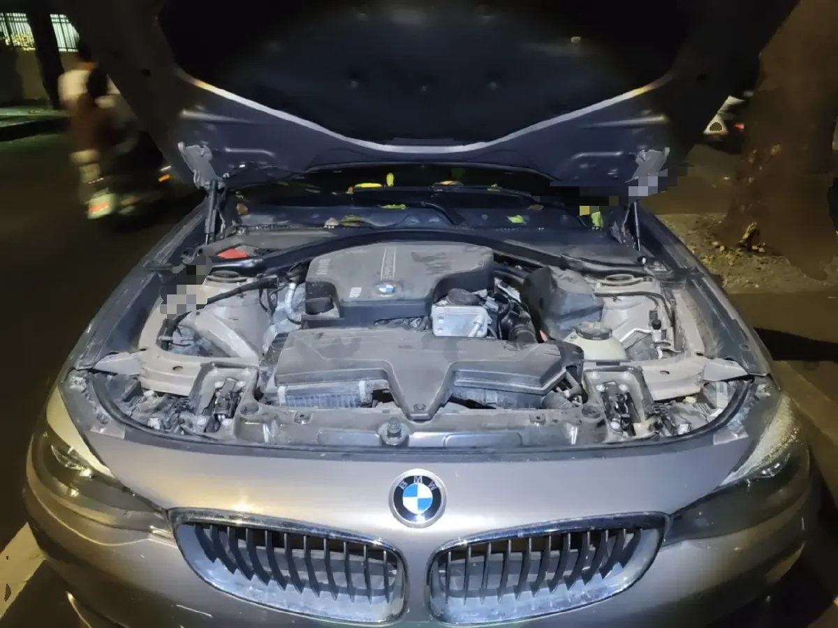 2013 BMW 3 Series GT 2.0T 184HP L4 8AT,autocango,china used car exporter,china ev exporter,chinese used car exporter,chinese used ev exporter