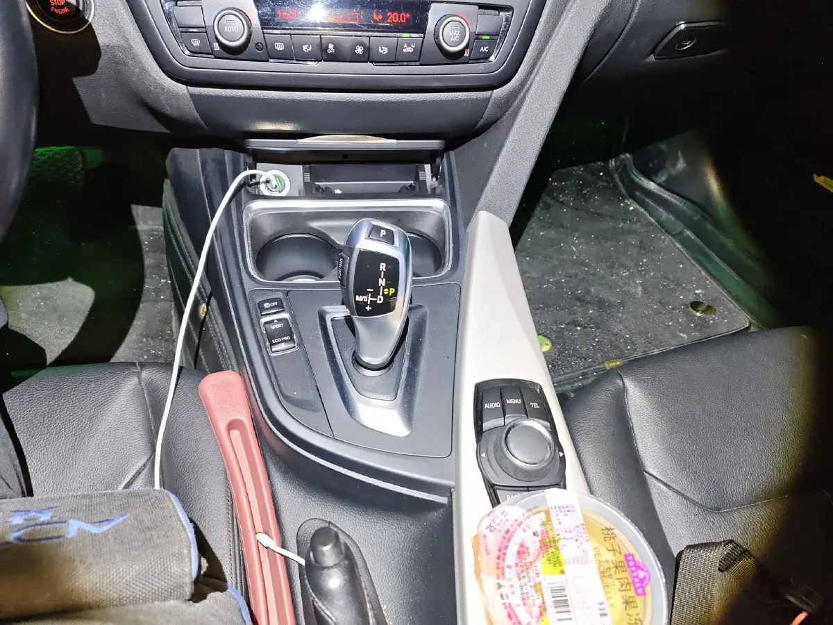 2013 BMW 3 Series GT 2.0T 184HP L4 8AT,autocango,china used car exporter,china ev exporter,chinese used car exporter,chinese used ev exporter