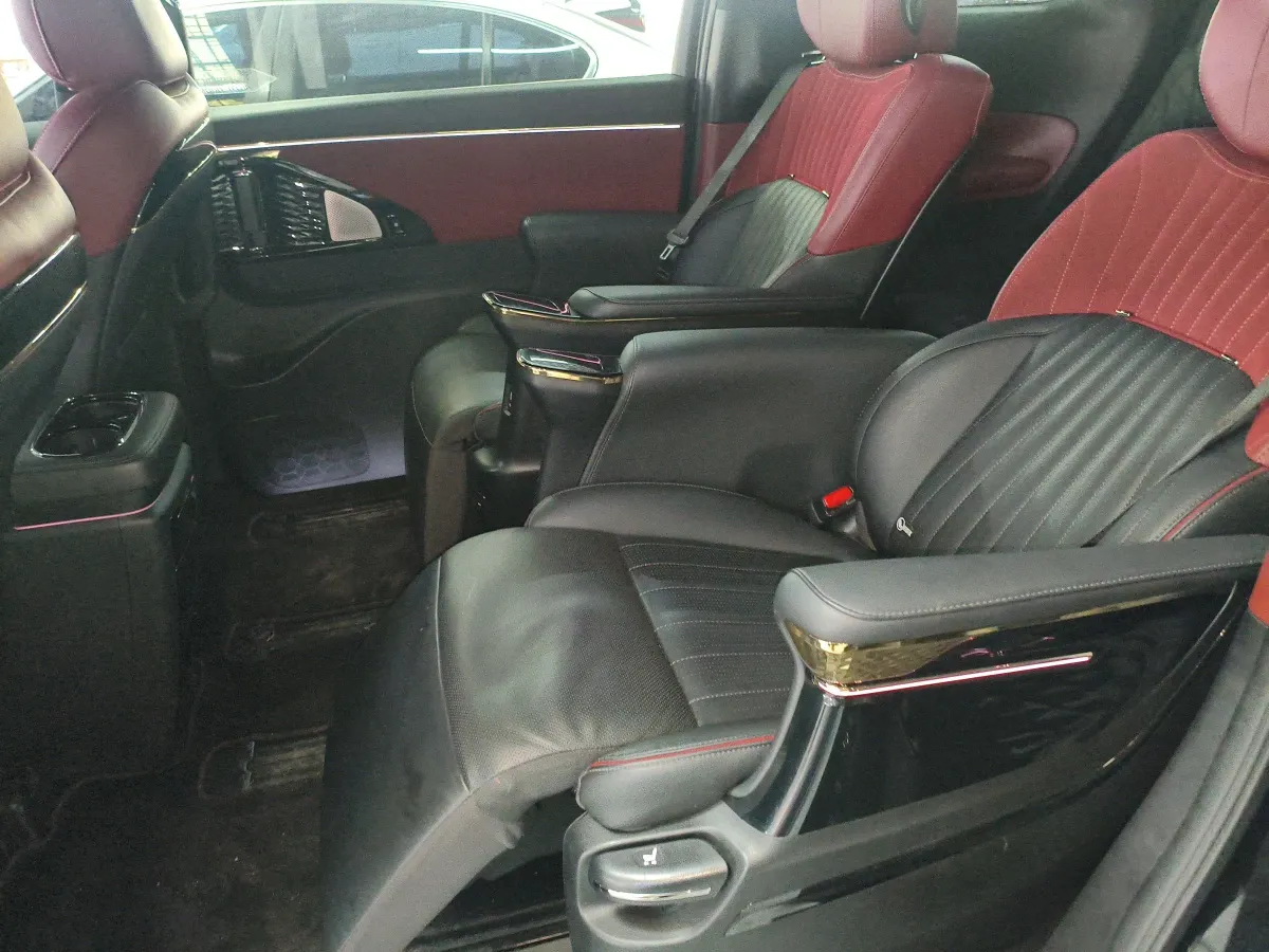 2023 GAC Trumpchi M8 2.0T 252HP L4 8AT,autocango,china used car exporter,china ev exporter,chinese used car exporter,chinese used ev exporter