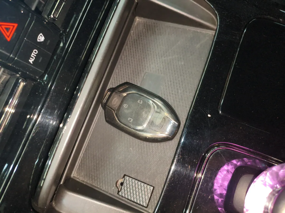 2023 GAC Trumpchi M8 2.0T 252HP L4 8AT,autocango,china used car exporter,china ev exporter,chinese used car exporter,chinese used ev exporter