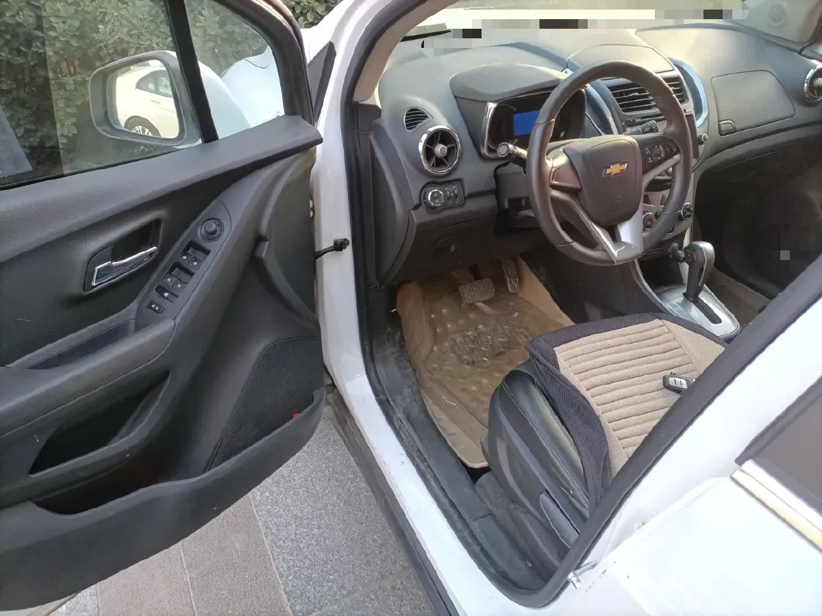 2014 Chevrolet Trax 1.4T 140HP L4 6AT,autocango,china used car exporter,china ev exporter,chinese used car exporter,chinese used ev exporter