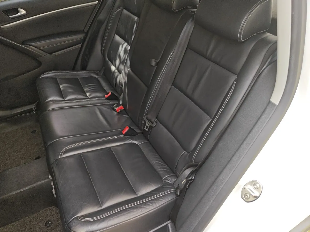 2016 Volkswagen Tiguan 1.8T 160HP L4 6AT,autocango,china used car exporter,china ev exporter,chinese used car exporter,chinese used ev exporter