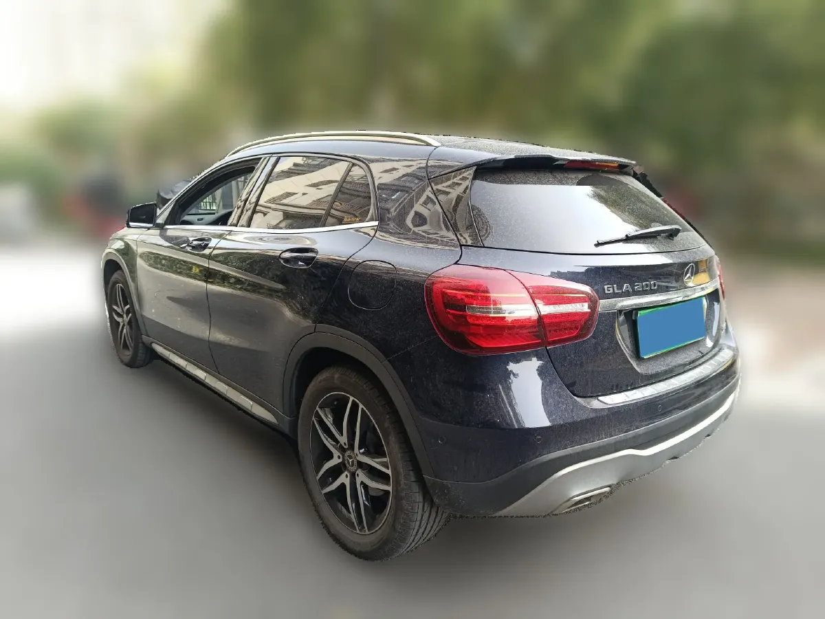 2017 Mercedes-Benz GLA Class 1.6T 156HP L4 7DCT,autocango,china used car exporter,china ev exporter,chinese used car exporter,chinese used ev exporter