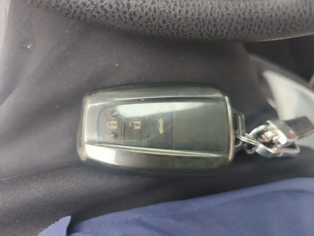 2021 Toyota Corolla 1.2T 116HP L4 CVT,autocango,china used car exporter,china ev exporter,chinese used car exporter,chinese used ev exporter