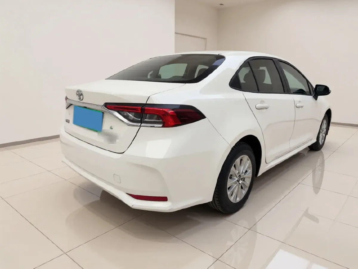 2021 Toyota Corolla 1.2T 116HP L4 CVT,autocango,china used car exporter,china ev exporter,chinese used car exporter,chinese used ev exporter