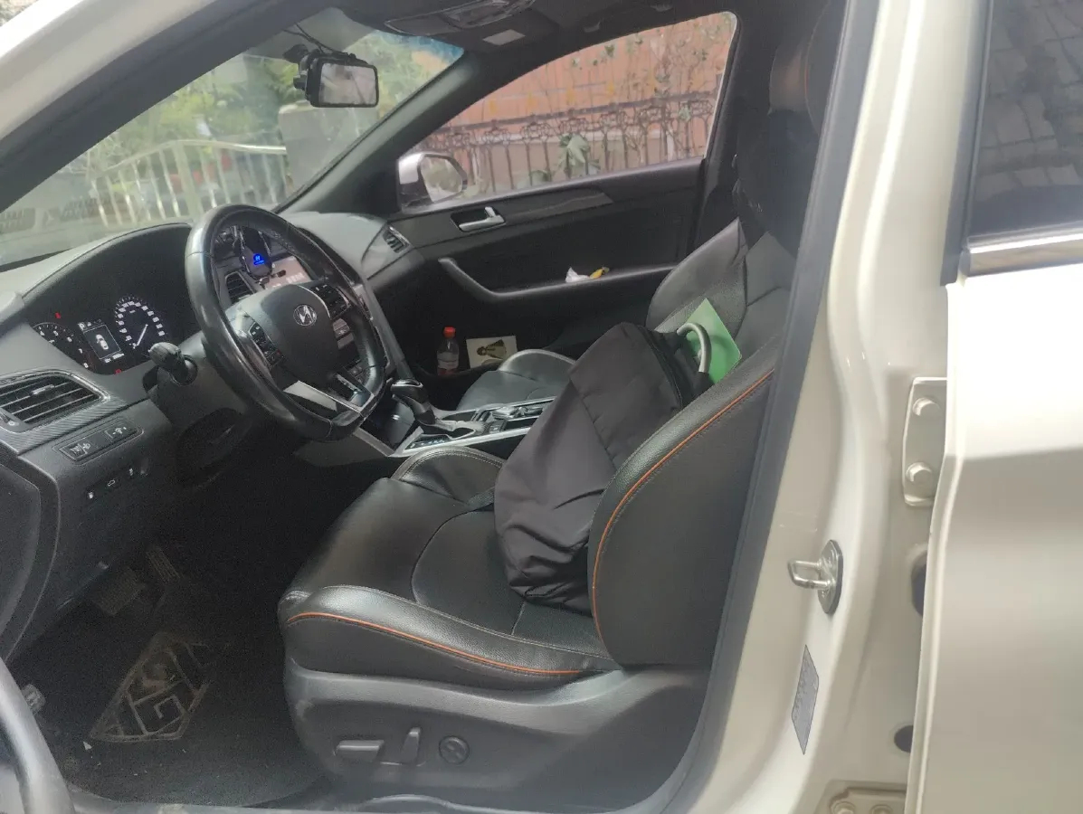 2017 Hyundai Sonata 1.6T 180HP L4 7DCT,autocango,china used car exporter,china ev exporter,chinese used car exporter,chinese used ev exporter