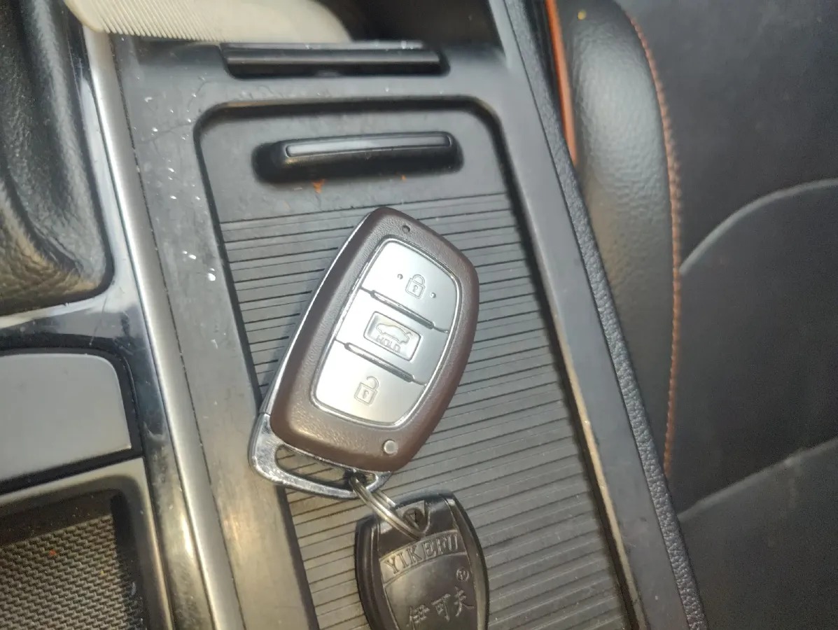 2017 Hyundai Sonata 1.6T 180HP L4 7DCT,autocango,china used car exporter,china ev exporter,chinese used car exporter,chinese used ev exporter