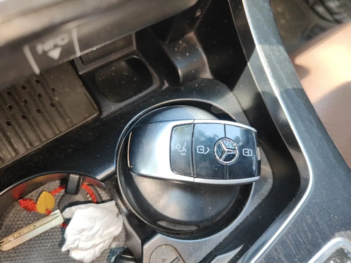 2019 Mercedes-Benz E Class 2.0T 245HP L4 9AT,autocango,china used car exporter,china ev exporter,chinese used car exporter,chinese used ev exporter