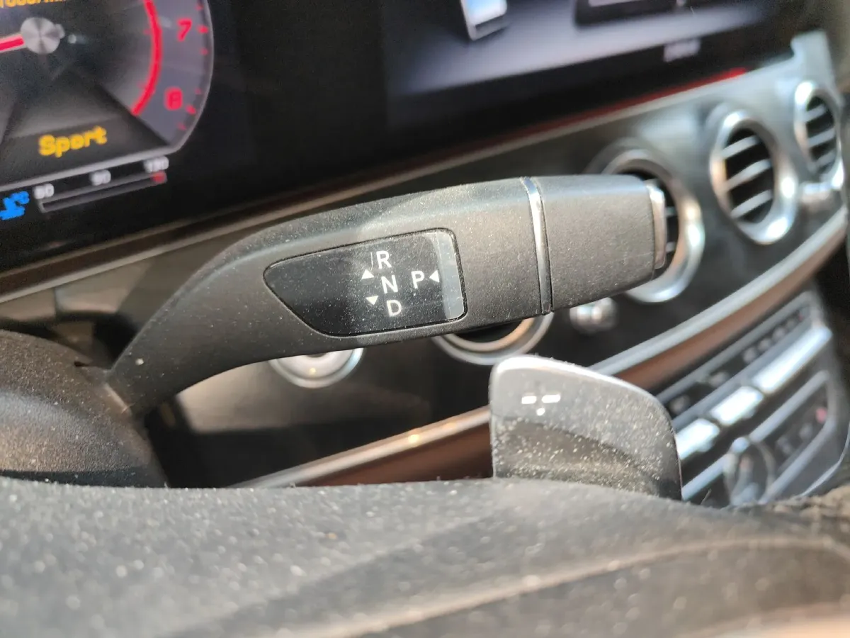 2019 Mercedes-Benz E Class 2.0T 245HP L4 9AT,autocango,china used car exporter,china ev exporter,chinese used car exporter,chinese used ev exporter