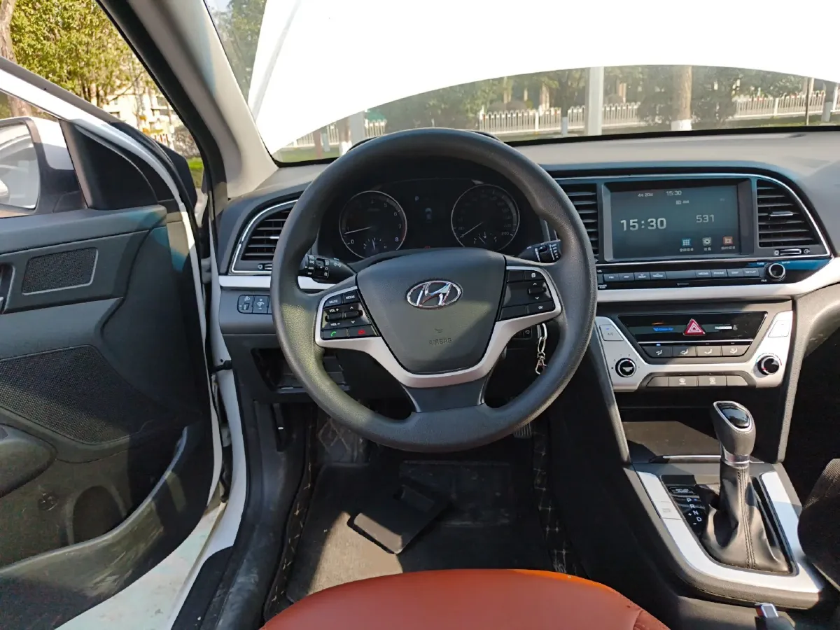 2016 Hyundai Elantra 1.6L 130HP L4 6AT,autocango,china used car exporter,china ev exporter,chinese used car exporter,chinese used ev exporter