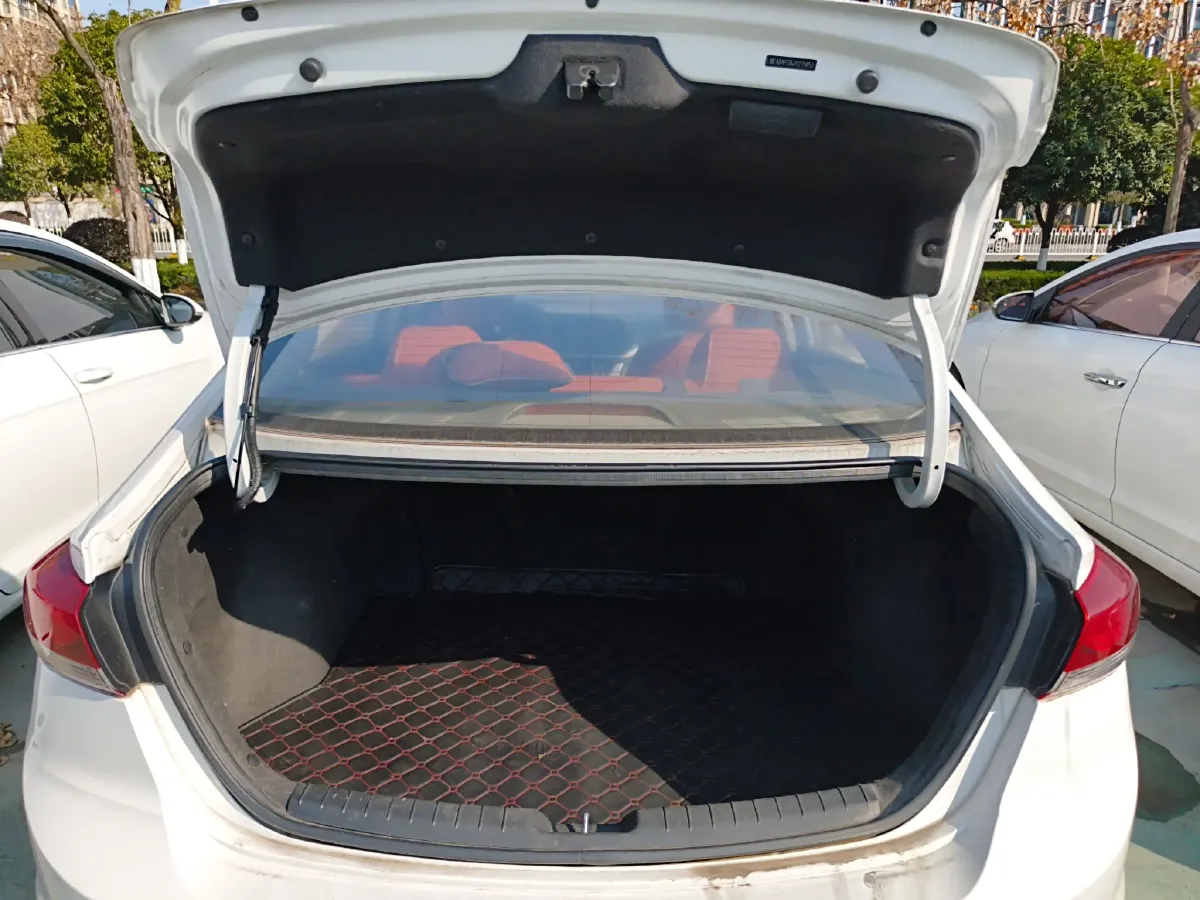 2016 Hyundai Elantra 1.6L 130HP L4 6AT,autocango,china used car exporter,china ev exporter,chinese used car exporter,chinese used ev exporter