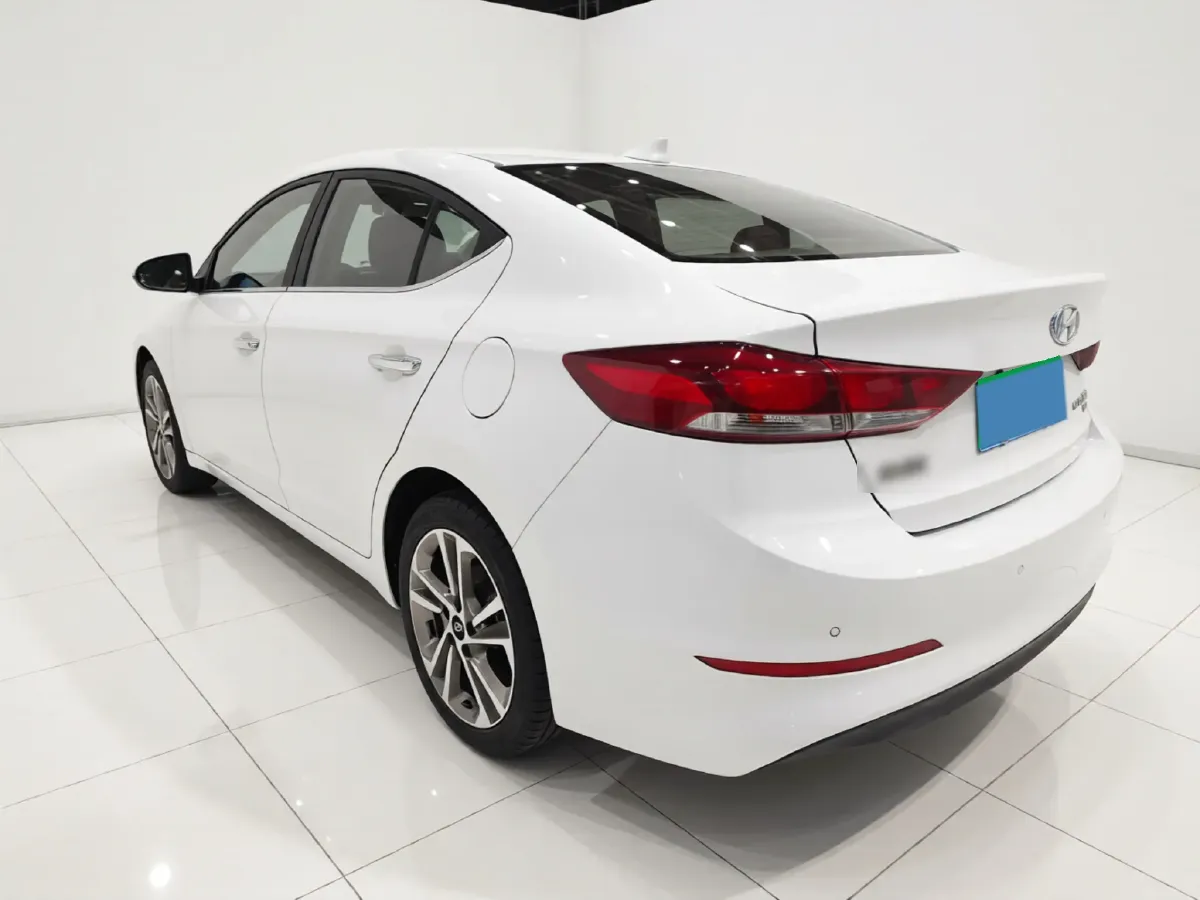 2016 Hyundai Elantra 1.6L 130HP L4 6AT,autocango,china used car exporter,china ev exporter,chinese used car exporter,chinese used ev exporter