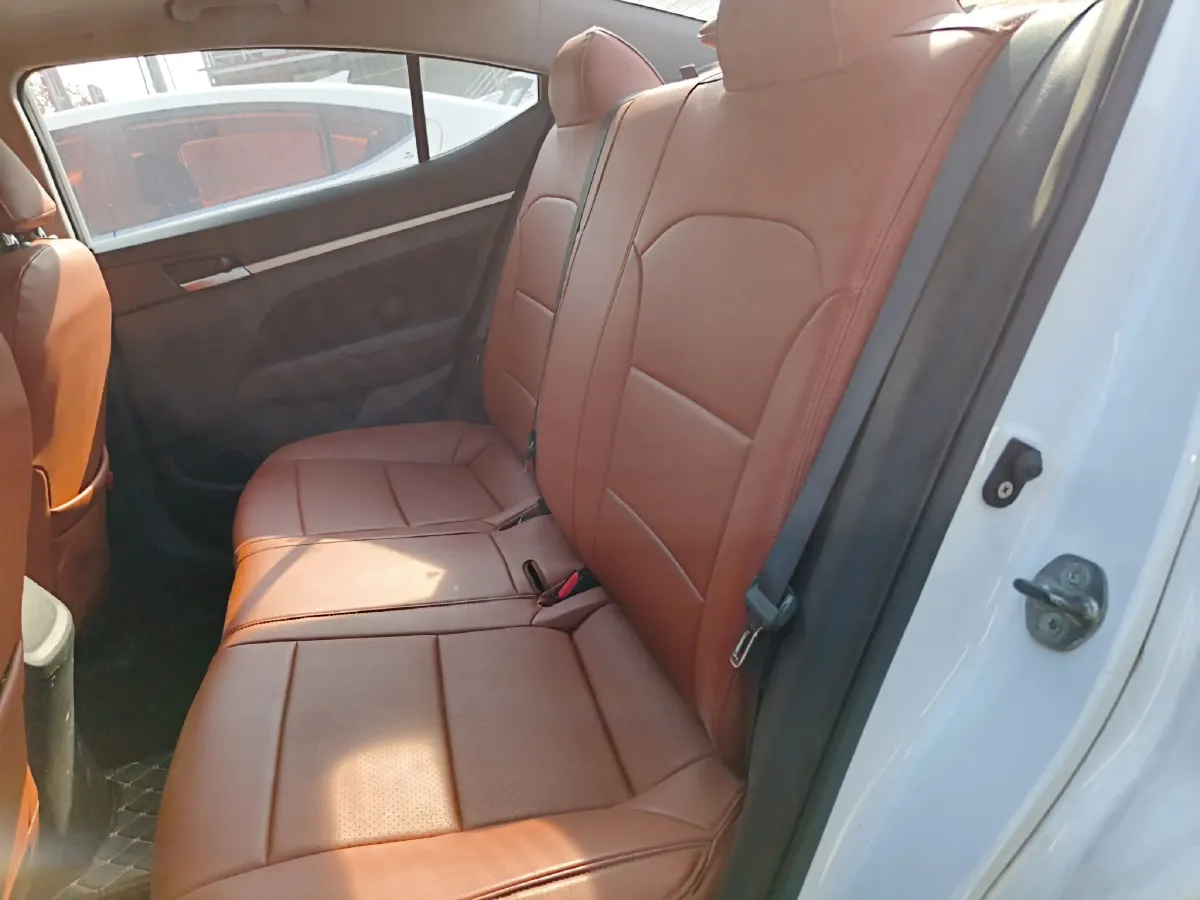 2016 Hyundai Elantra 1.6L 130HP L4 6AT,autocango,china used car exporter,china ev exporter,chinese used car exporter,chinese used ev exporter