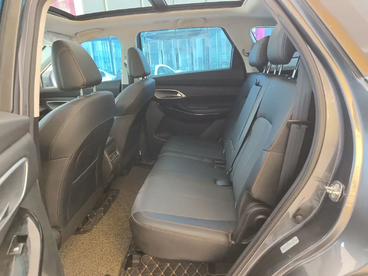 2024 ChangAn X7 PLUS 1.5T 188HP L4 7DCT,autocango,china used car exporter,china ev exporter,chinese used car exporter,chinese used ev exporter