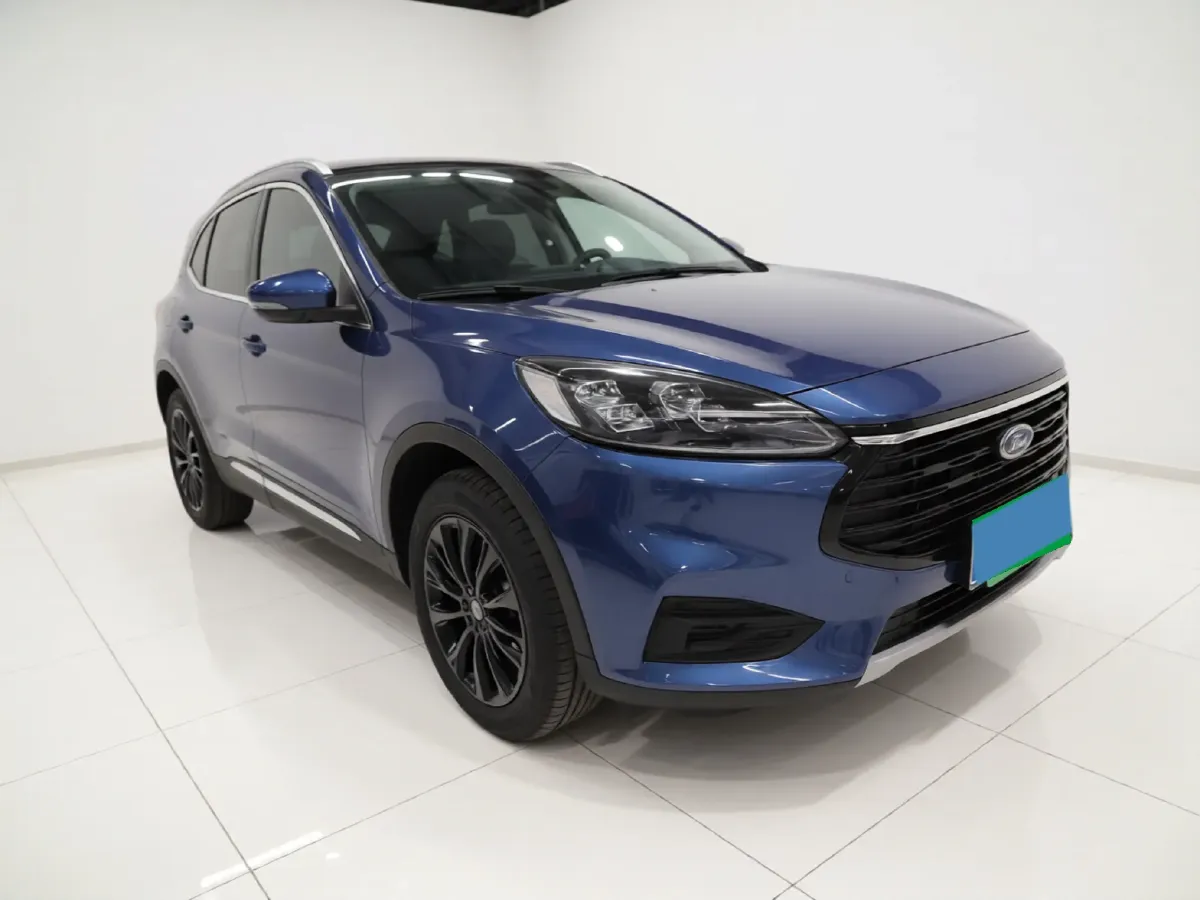 2024 Ford Escape 2.0T 248HP L4 8AT,autocango,china used car exporter,china ev exporter,chinese used car exporter,chinese used ev exporter