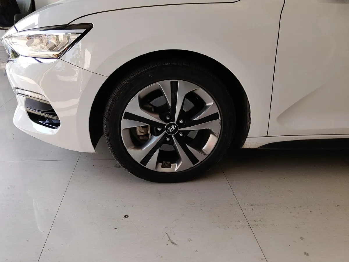 2019 Hyundai La Festa 1.6T 190HP L4 7DCT,autocango,china used car exporter,china ev exporter,chinese used car exporter,chinese used ev exporter