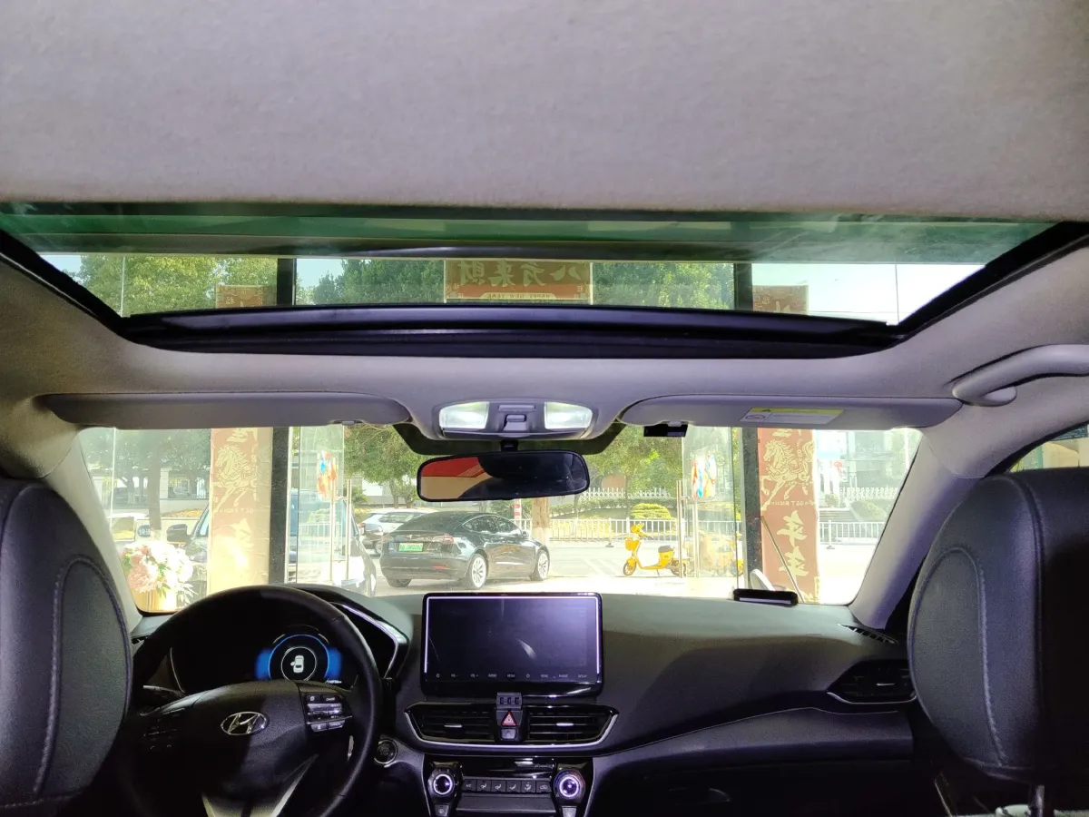 2019 Hyundai La Festa 1.6T 190HP L4 7DCT,autocango,china used car exporter,china ev exporter,chinese used car exporter,chinese used ev exporter