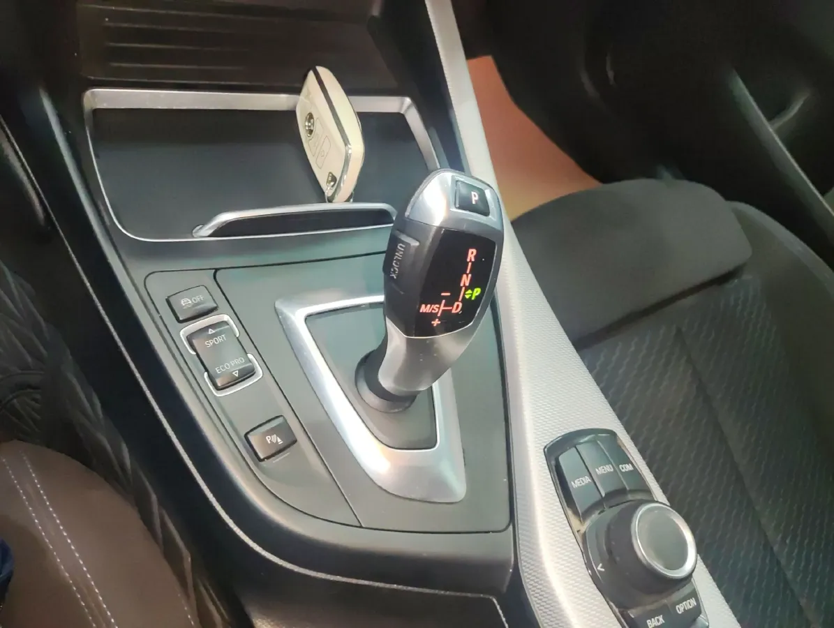 2018 BMW 2 Series 2.0T 184HP L4 8AT,autocango,china used car exporter,china ev exporter,chinese used car exporter,chinese used ev exporter