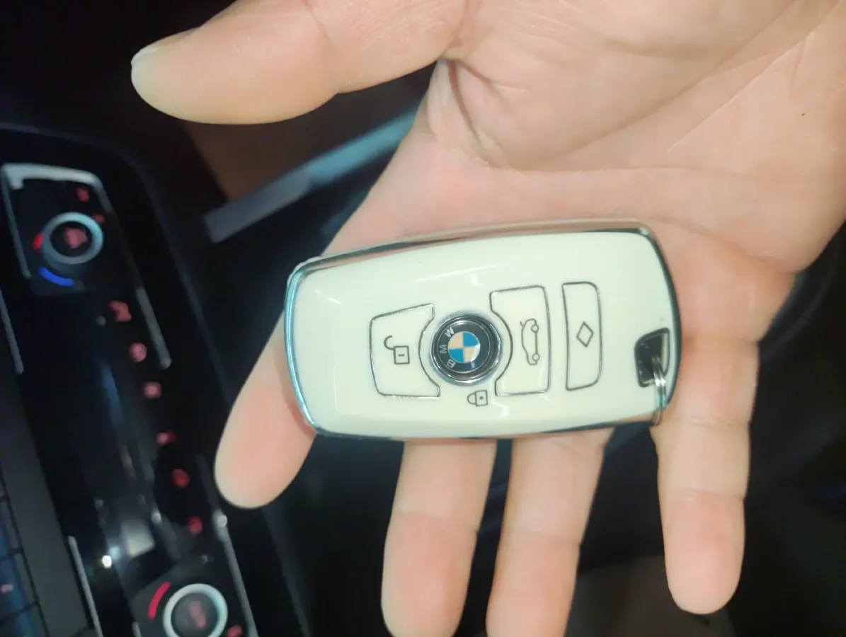 2018 BMW 2 Series 2.0T 184HP L4 8AT,autocango,china used car exporter,china ev exporter,chinese used car exporter,chinese used ev exporter