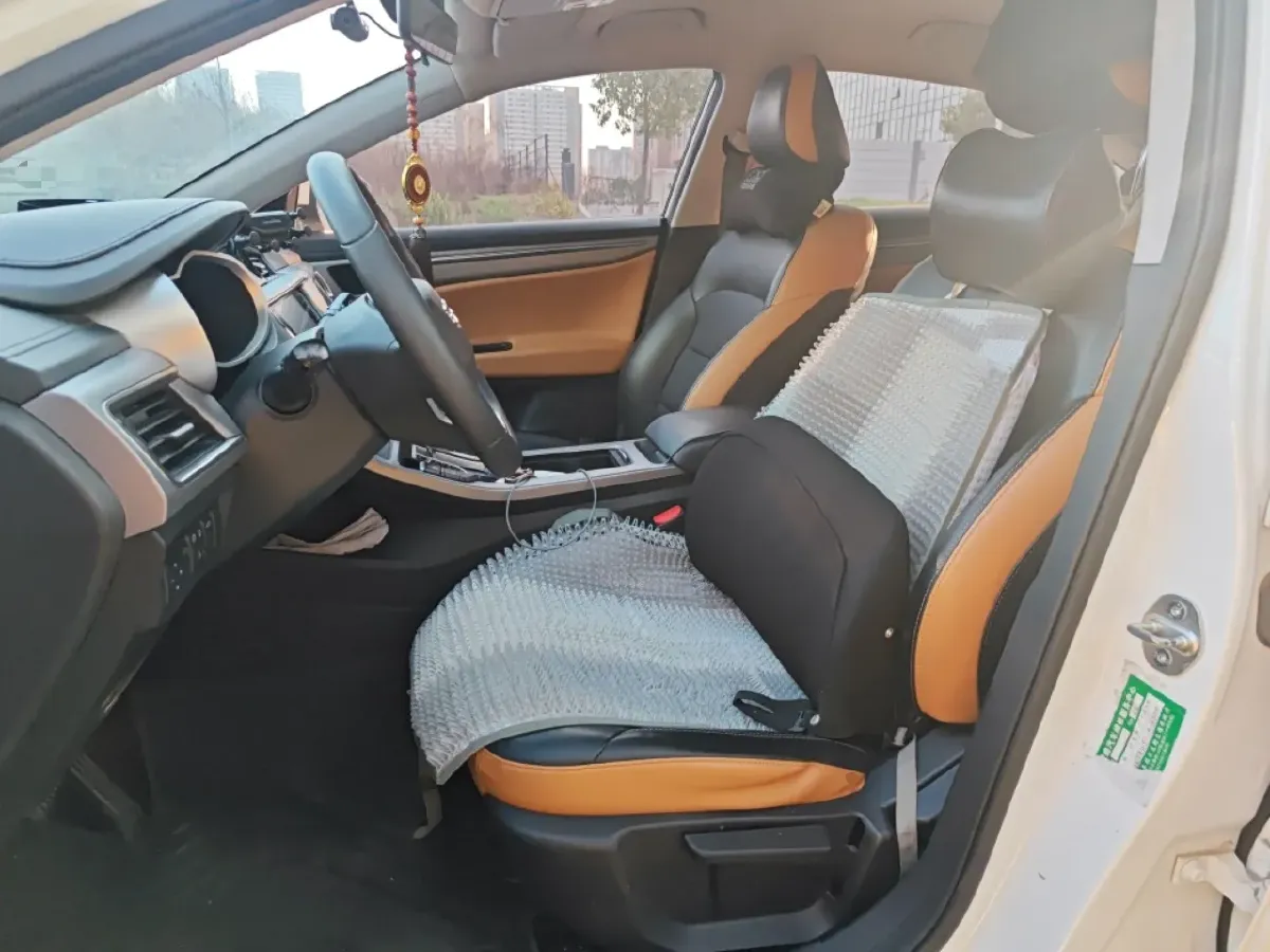 2020 Geely Emgrand GL 1.4T 141HP L4 CVT,autocango,china used car exporter,china ev exporter,chinese used car exporter,chinese used ev exporter