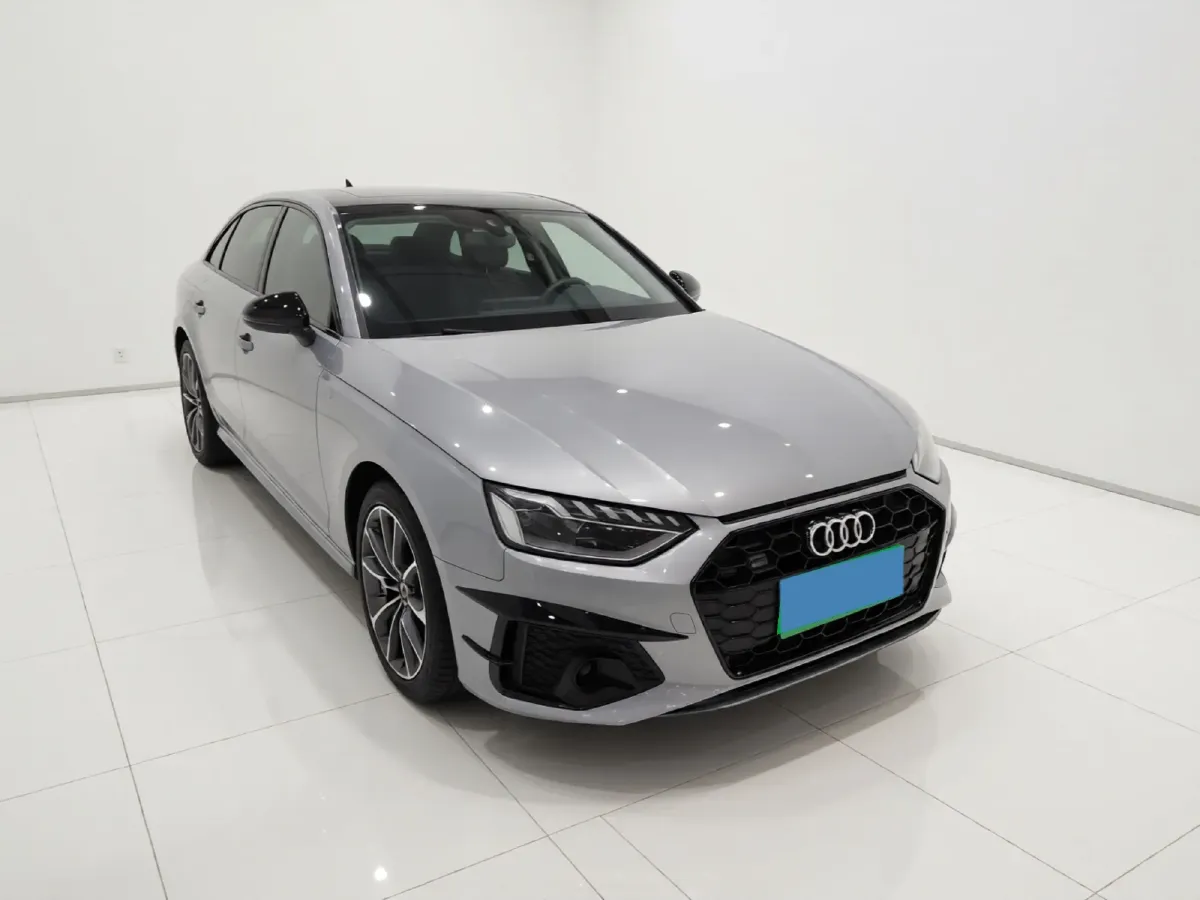 2020 Audi A4L 2.0T 190HP L4 7DCT,autocango,china used car exporter,china ev exporter,chinese used car exporter,chinese used ev exporter