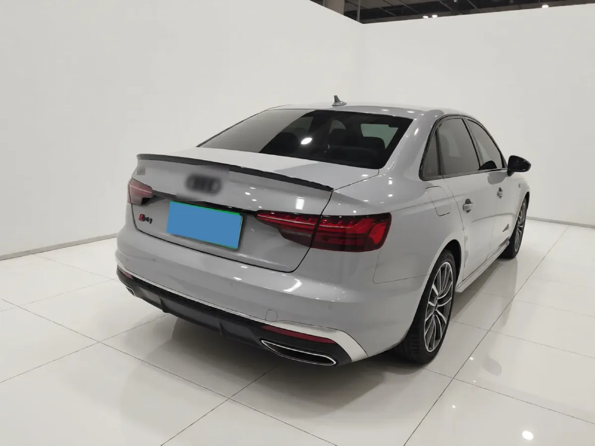 2020 Audi A4L 2.0T 190HP L4 7DCT,autocango,china used car exporter,china ev exporter,chinese used car exporter,chinese used ev exporter
