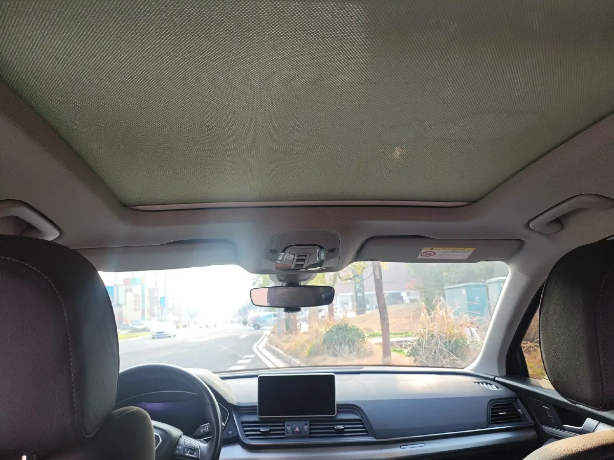 2020 Audi Q5L 2.0T 190HP L4 7DCT,autocango,china used car exporter,china ev exporter,chinese used car exporter,chinese used ev exporter