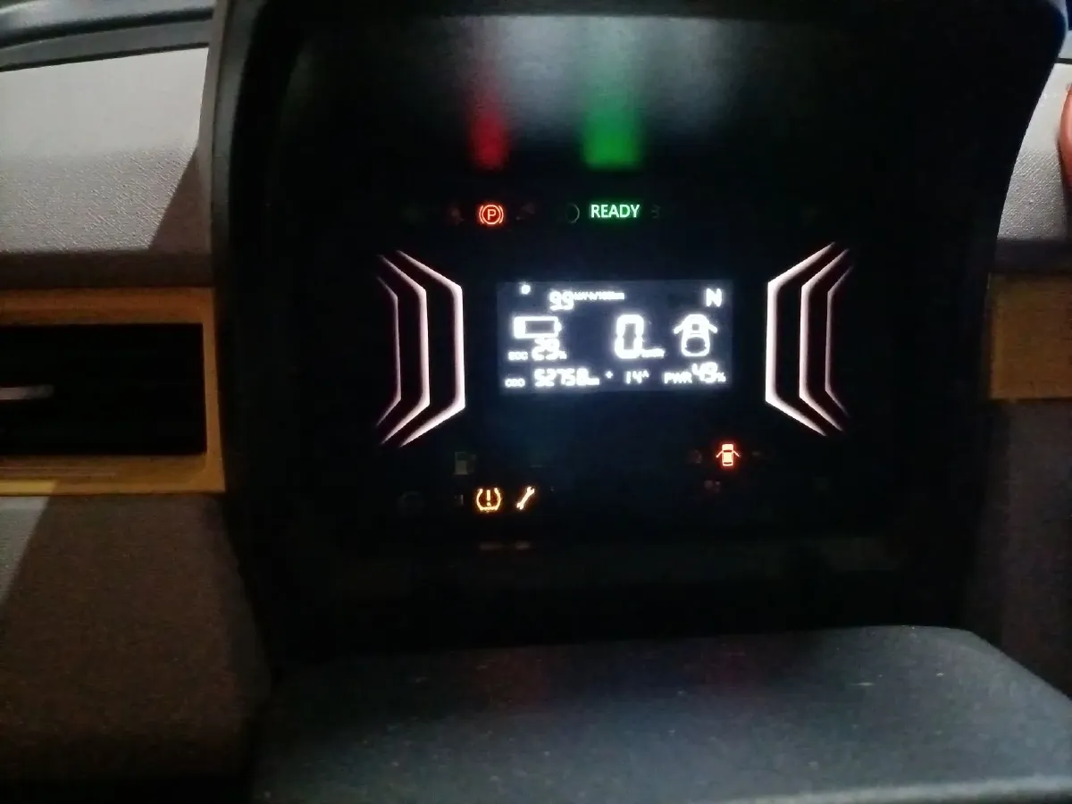 2022 Chery QQ Ice Cream BEV 9.6KWH,autocango,china used car exporter,china ev exporter,chinese used car exporter,chinese used ev exporter