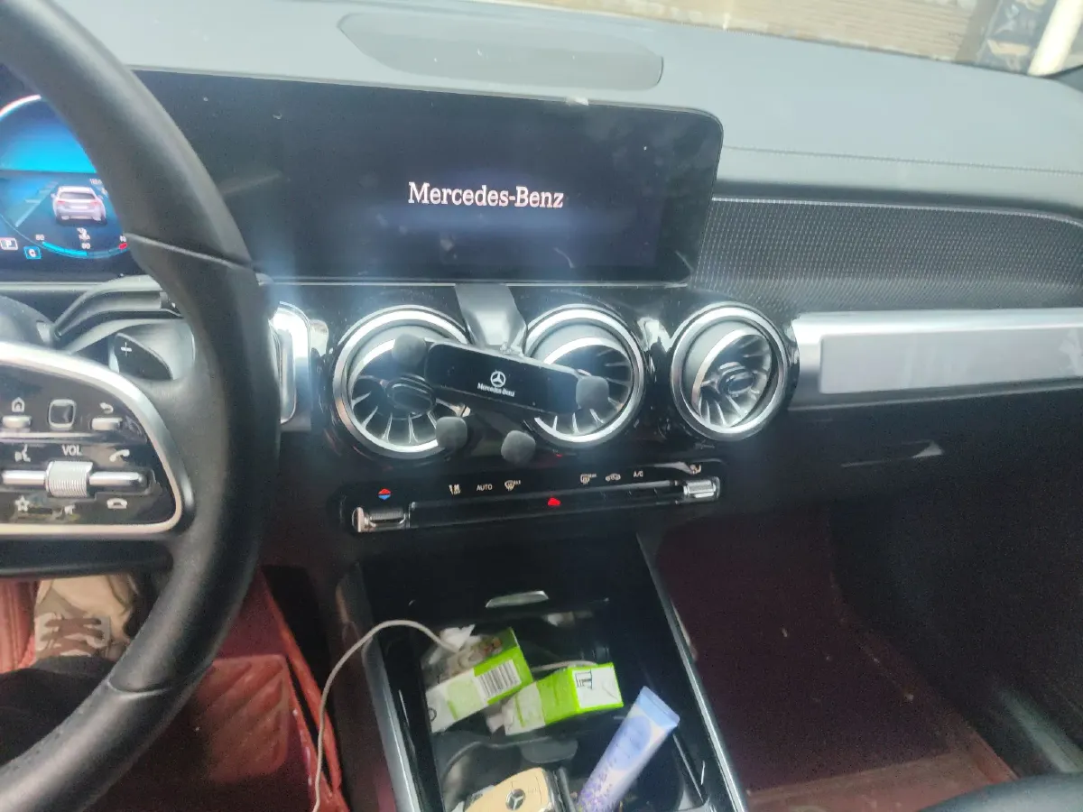 2023 Mercedes-Benz GLB Class 2.0T 190HP L4 8DCT,autocango,china used car exporter,china ev exporter,chinese used car exporter,chinese used ev exporter