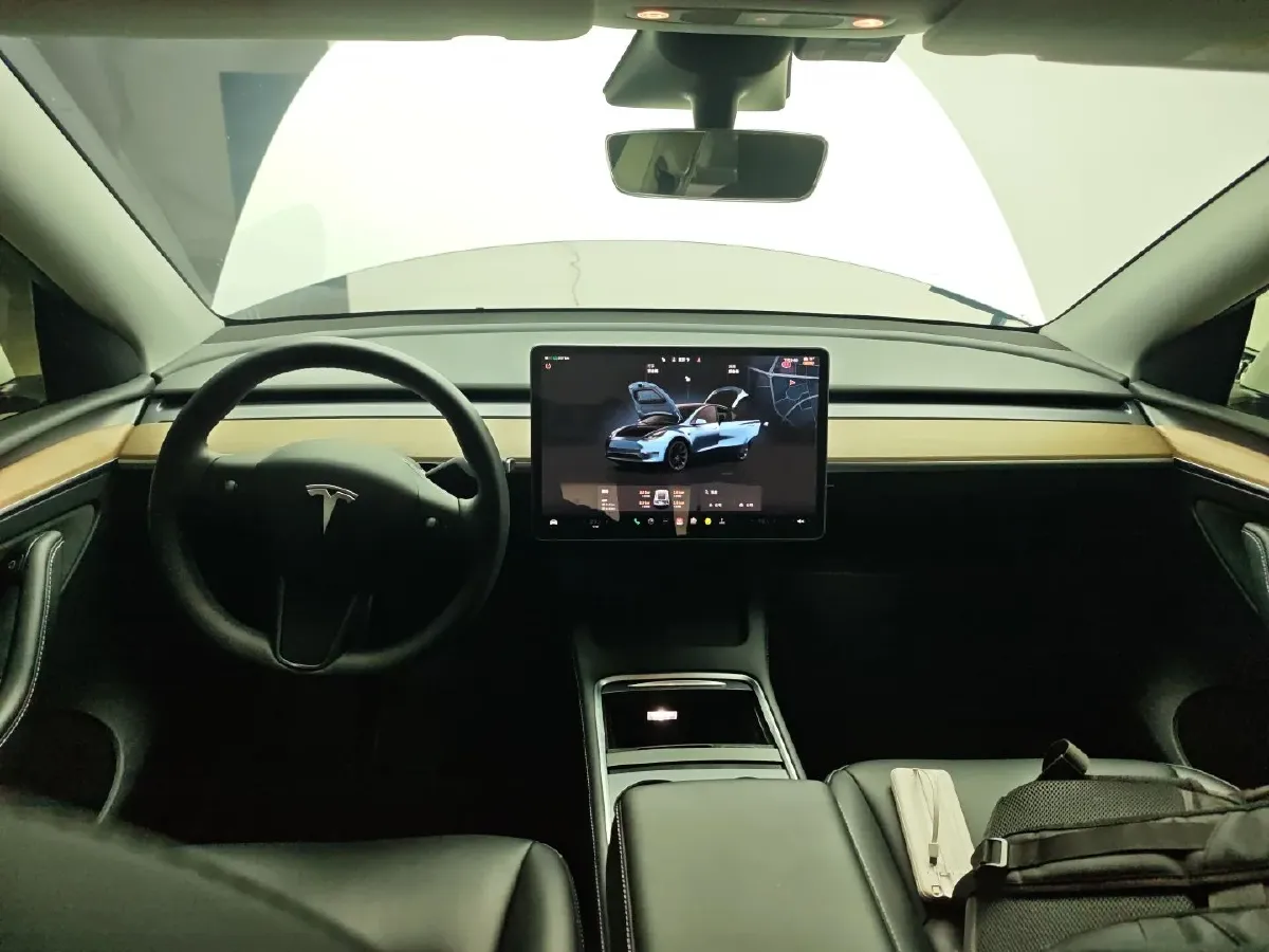 2022 Tesla Model Y BEV 60KWH,autocango,china used car exporter,china ev exporter,chinese used car exporter,chinese used ev exporter