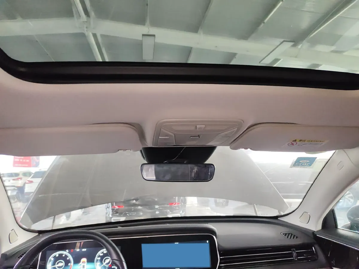 2019 HongQi HS5 2.0T 224HP L4 6AT,autocango,china used car exporter,china ev exporter,chinese used car exporter,chinese used ev exporter