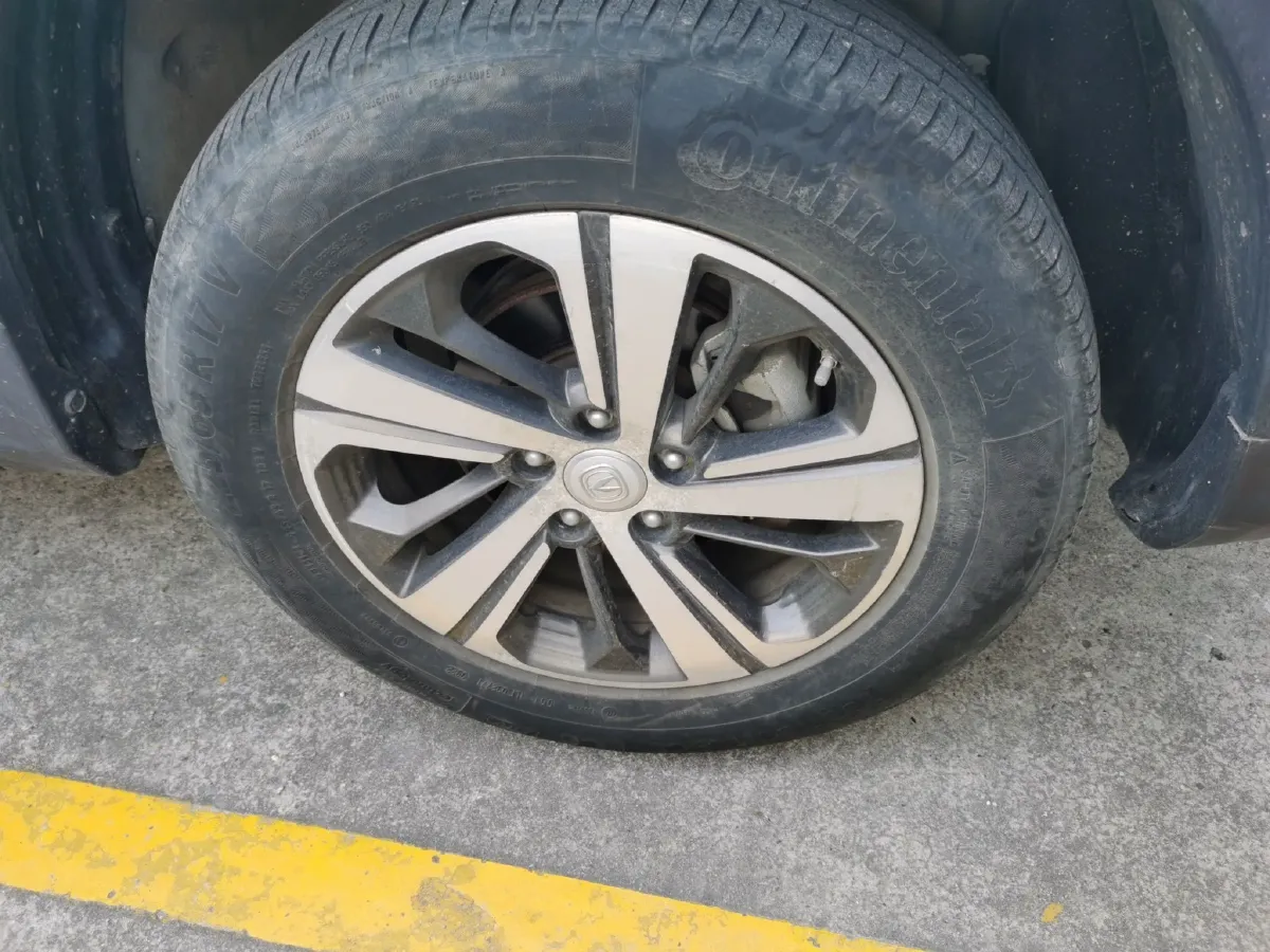 2020 ChangAn CS75 1.5T 178HP L4 6MT,autocango,china used car exporter,china ev exporter,chinese used car exporter,chinese used ev exporter