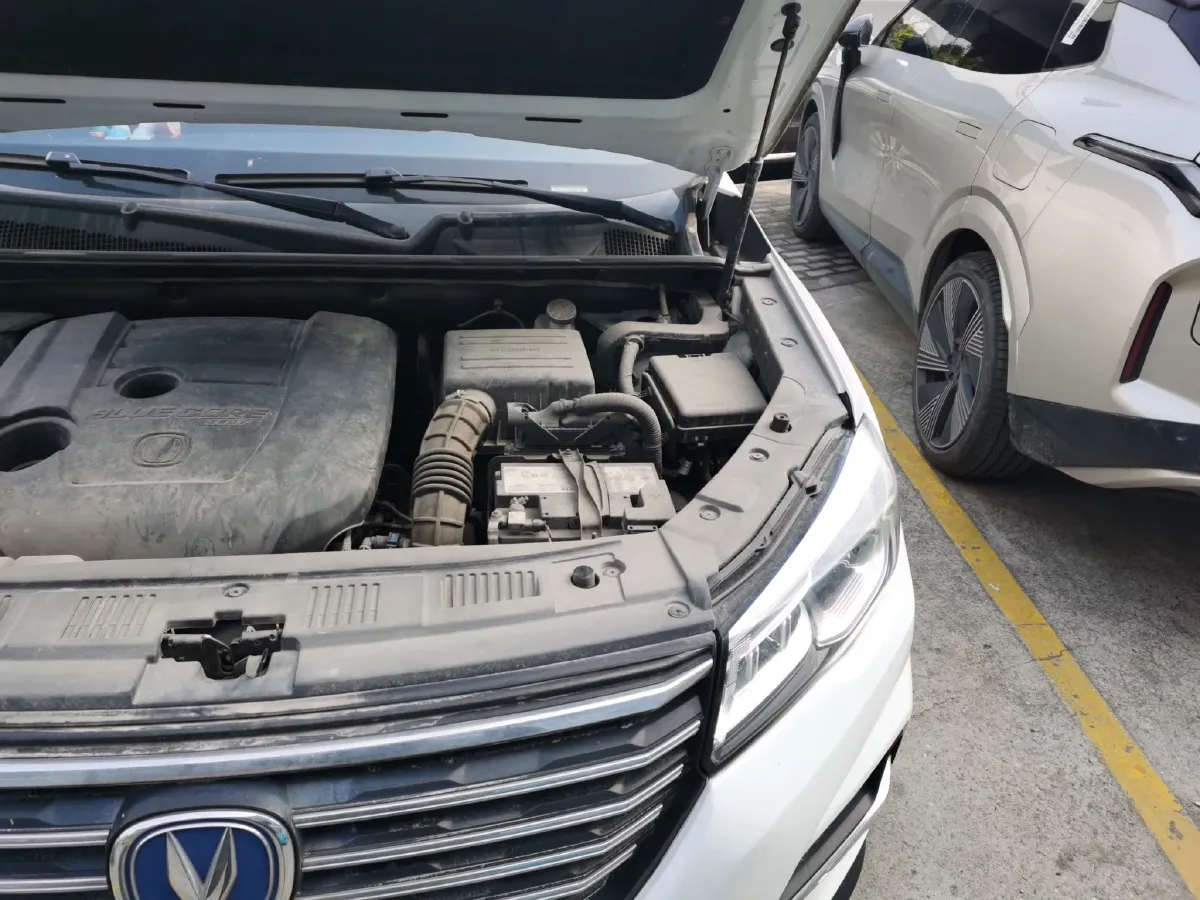 2020 ChangAn CS75 1.5T 178HP L4 6MT,autocango,china used car exporter,china ev exporter,chinese used car exporter,chinese used ev exporter